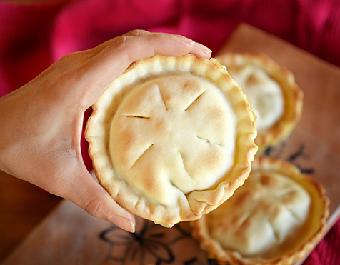 Mini Tartas con Queso brie y Cebolla caremelizada