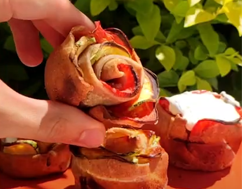 Rosas de Zucchini y Tomate